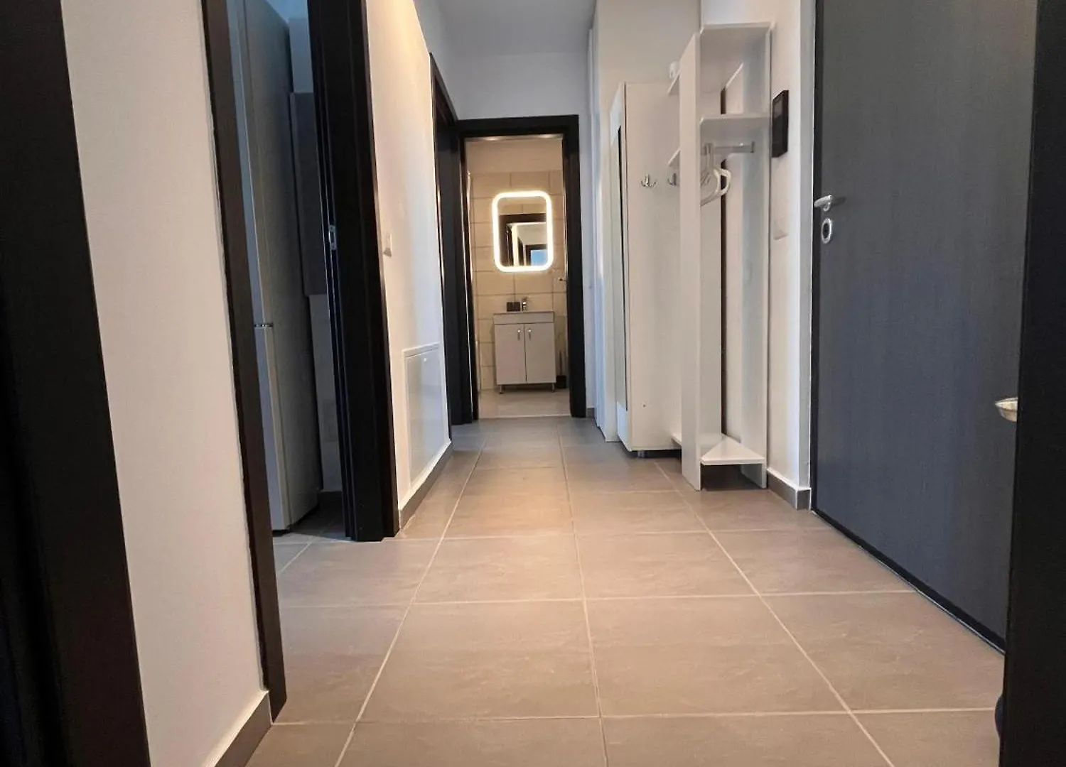 Sunset Apartment Otopeni